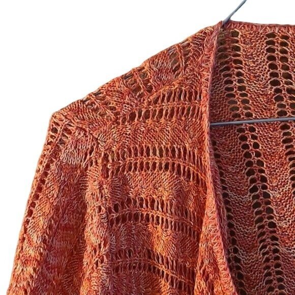 Two-One-Two Small New York Sweater - Picture 2 of 5